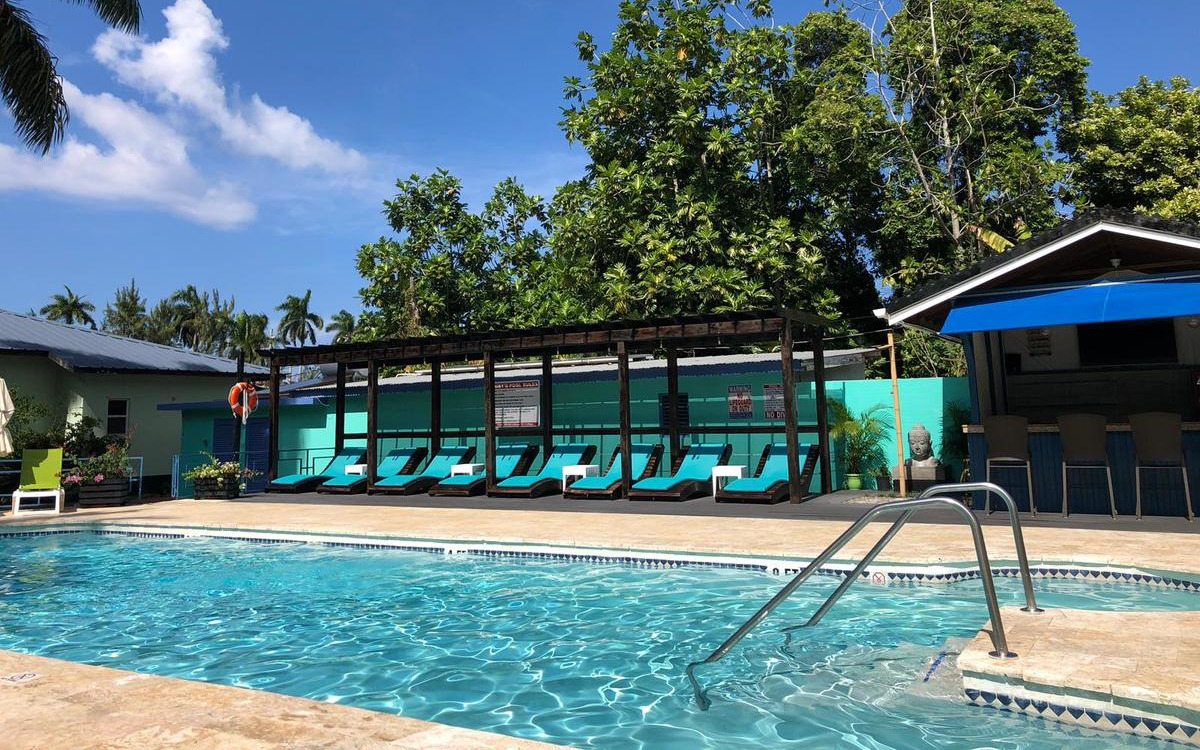 Pool Pool