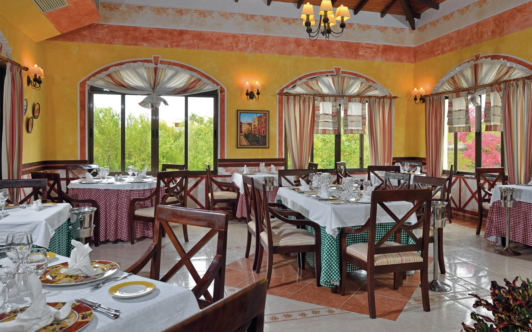 Restaurant La Trattoria Restaurant La Trattoria