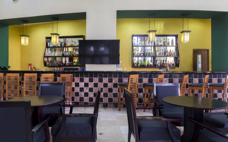 restaurant restaurant