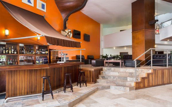 Lobby bar Lobby bar