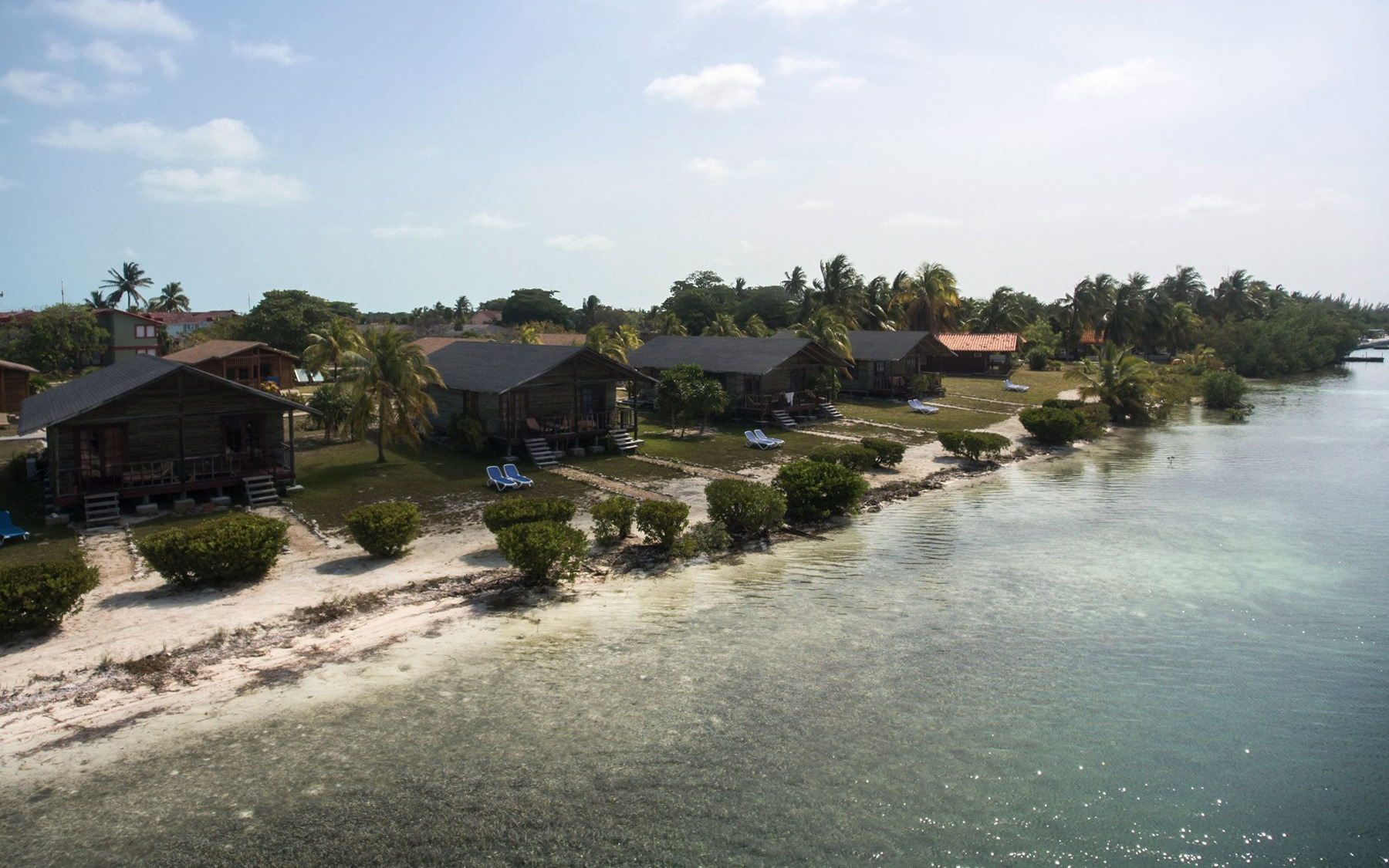 Bungalow beachfront Bungalow beachfront