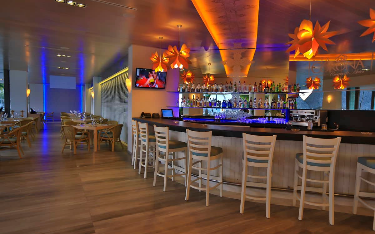 Corona bar Corona bar