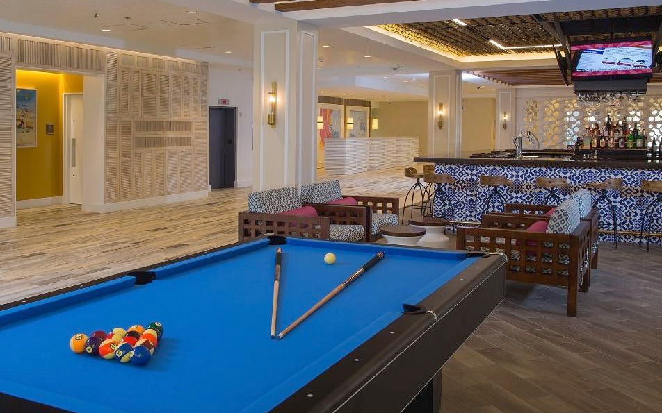 Lobby bar Lobby bar