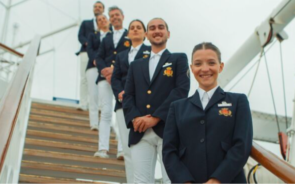 Equipage Yacht Club Med 2