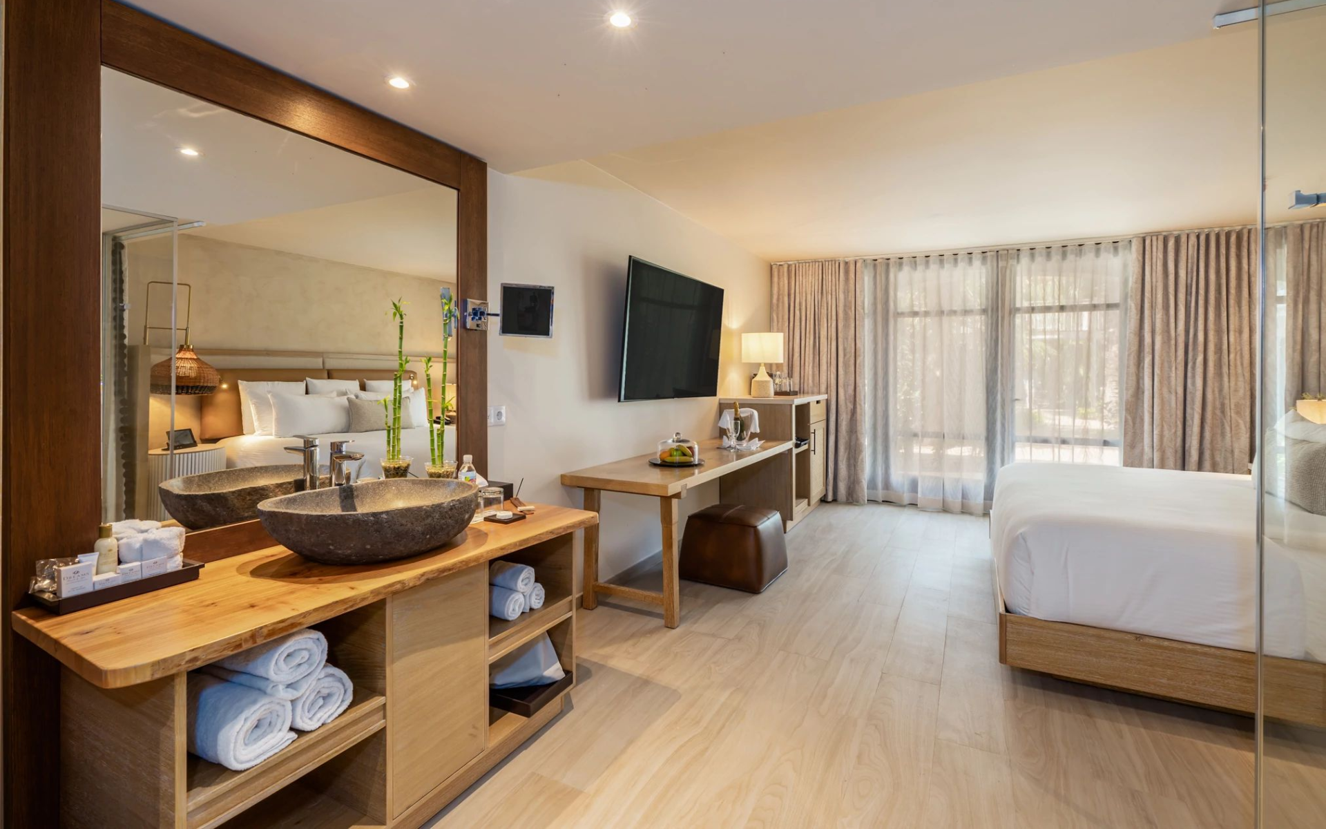 Junior Suite Junior Suite