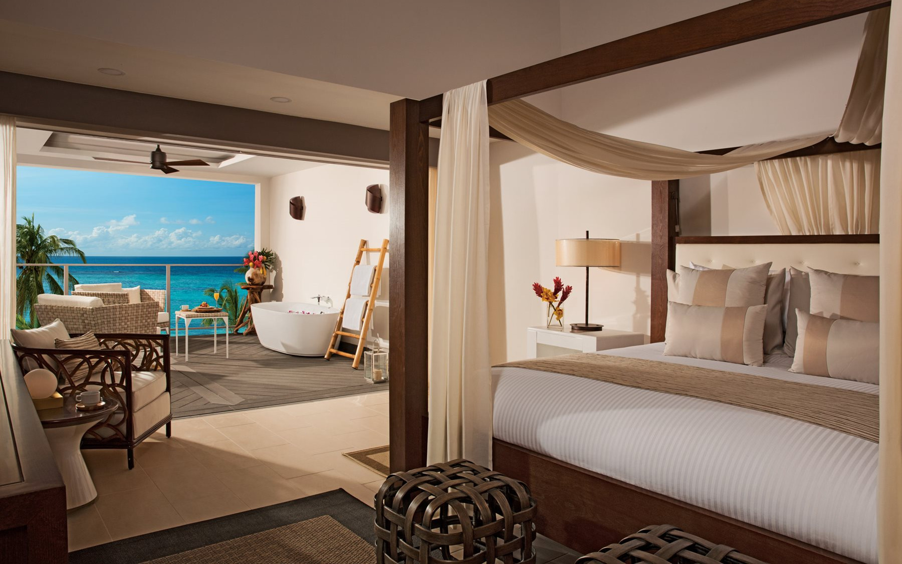 Master suite oceanview Master suite oceanview